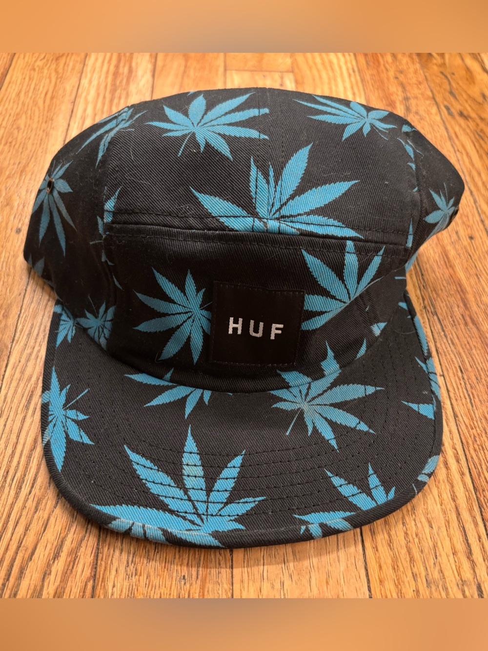HUF Pot leaf 5panel hat